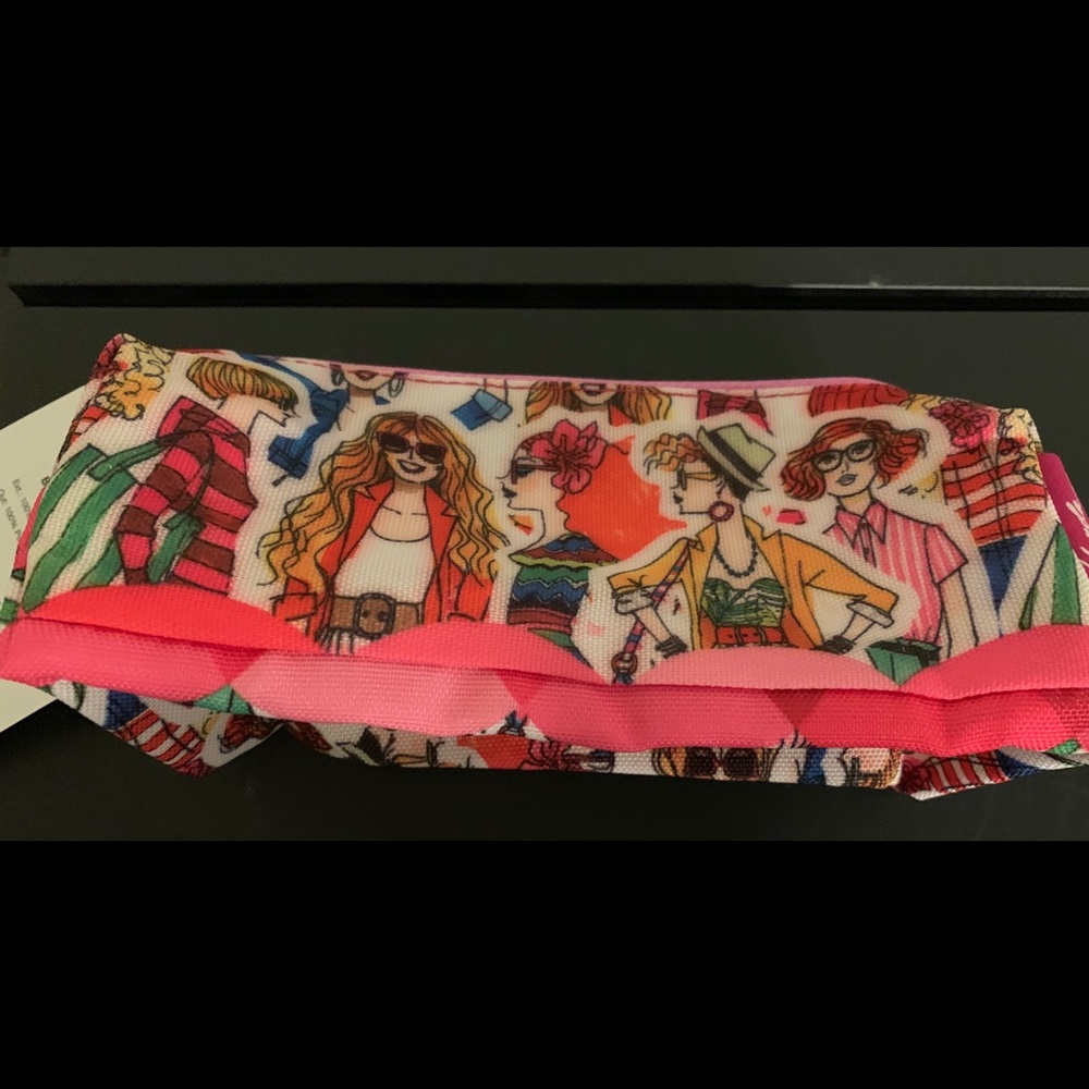 Jordi La Banda makeup case.